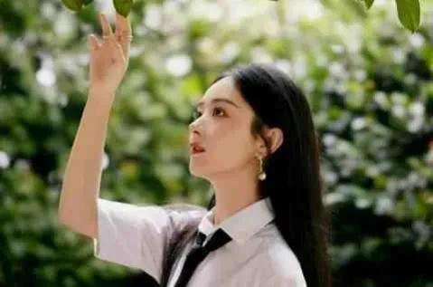 娱乐圈吃瓜彩虹是谁,娱乐圈吃瓜事件背后的神秘人物